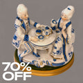Figura de porcelana continental vintage azul y blanco - Cositas Antiguas – La Guadaña, Anticuarios Online en Jerez , vender antigüedades, muebles antiguos