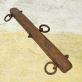 Balancín de madera con anillos de forja 57 cm | Antiguo - Cositas Antiguas – La Guadaña, Anticuarios Online en Jerez , vender antigüedades, muebles antiguos