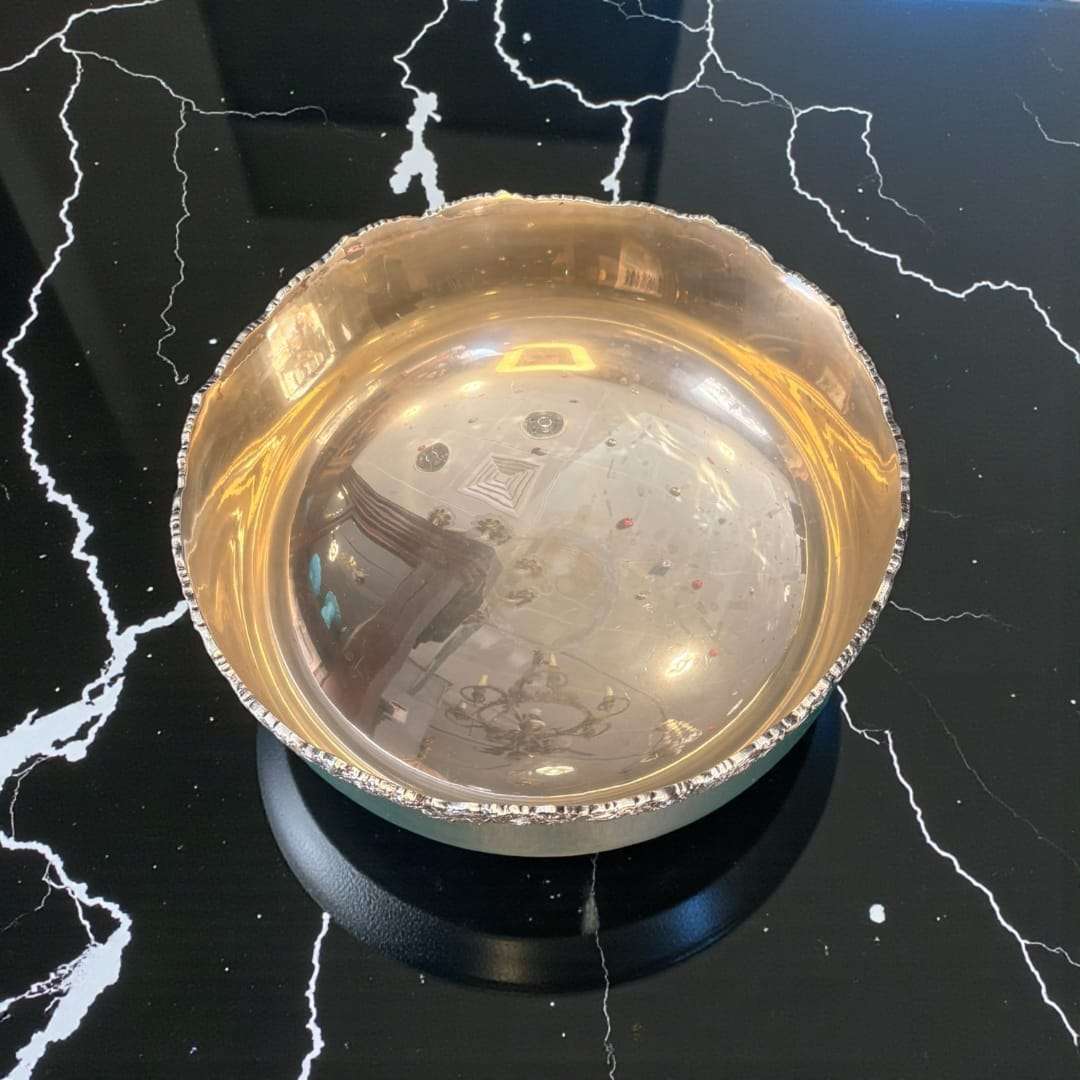 Centro de mesa de metal plateado con patas 31,5 cm - Cositas Antiguas – La Guadaña, Anticuarios Online en Jerez , vender antigüedades, muebles antiguos