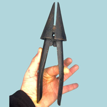 Abocardador manual para ensanchar tubos | 23 cm - Cositas Antiguas – La Guadaña, Anticuarios Online en Jerez , vender antigüedades, muebles antiguos