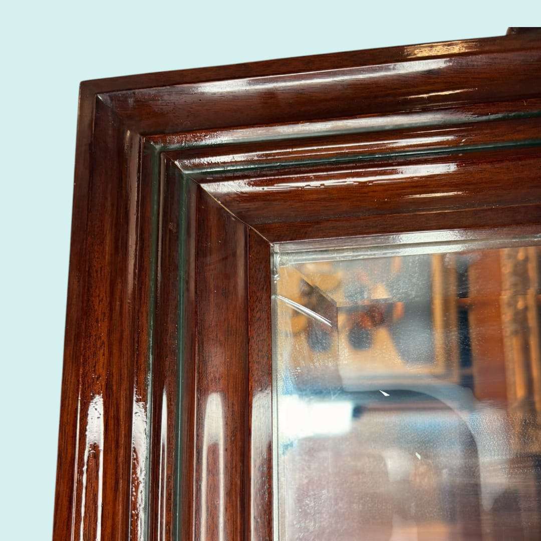 Espejo de caoba con cristal biselado clásico 92x127 - Cositas Antiguas – La Guadaña, Anticuarios Online en Jerez , vender antigüedades, muebles antiguos