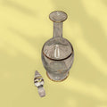 Licorera de cristal con hilo dorado tallado elegante - Cositas Antiguas – La Guadaña, Anticuarios Online en Jerez , vender antigüedades, muebles antiguos