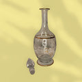 Licorera de cristal con hilo dorado tallado elegante - Cositas Antiguas – La Guadaña, Anticuarios Online en Jerez , vender antigüedades, muebles antiguos