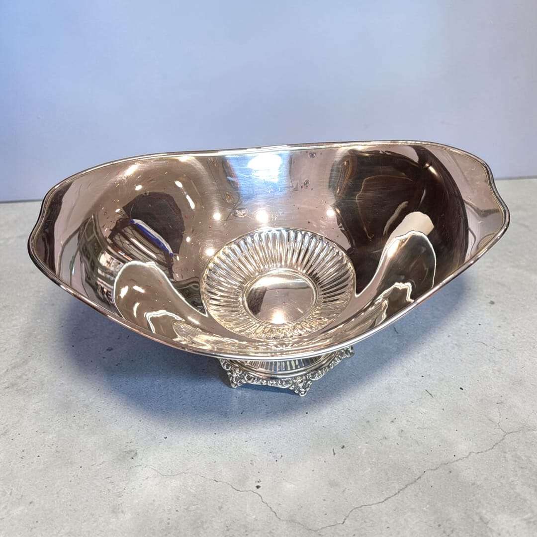 Centro de mesa frutero de metal plateado elegante - Cositas Antiguas – La Guadaña, Anticuarios Online en Jerez , vender antigüedades, muebles antiguos