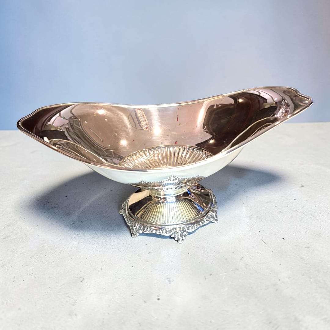 Centro de mesa frutero de metal plateado elegante - Cositas Antiguas – La Guadaña, Anticuarios Online en Jerez , vender antigüedades, muebles antiguos