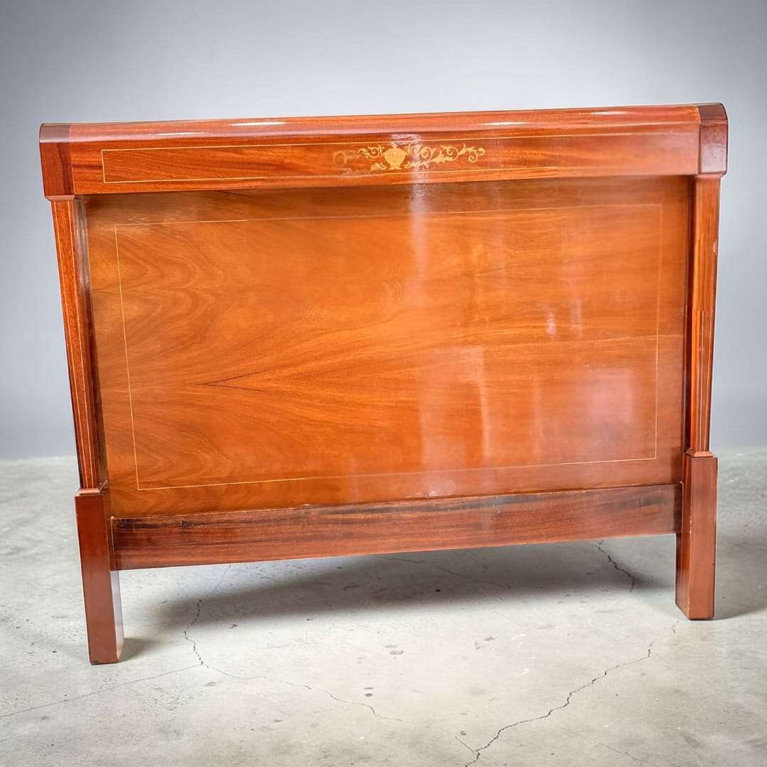 Cabecero de caoba | Cabecero antiguo elegante - Cositas Antiguas – La Guadaña, Anticuarios Online en Jerez , vender antigüedades, muebles antiguos