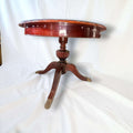 Mesa redonda de caoba con tapa de cristal | Antigua - Cositas Antiguas – La Guadaña, Anticuarios Online en Jerez , vender antigüedades, muebles antiguos