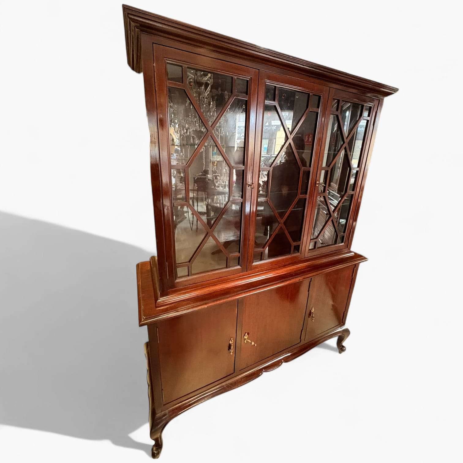 Vitrina de caoba | Vitrina antigua de salón elegante - Cositas Antiguas – La Guadaña, Anticuarios Online en Jerez , vender antigüedades, muebles antiguos