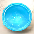 Bombonera de opalina celeste con tapa y patas - Cositas Antiguas – La Guadaña, Anticuarios Online en Jerez , vender antigüedades, muebles antiguos