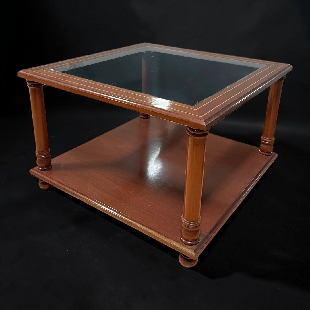 Mesa baja de caoba con tapa de cristal elegante - Cositas Antiguas – La Guadaña, Anticuarios Online en Jerez , vender antigüedades, muebles antiguos