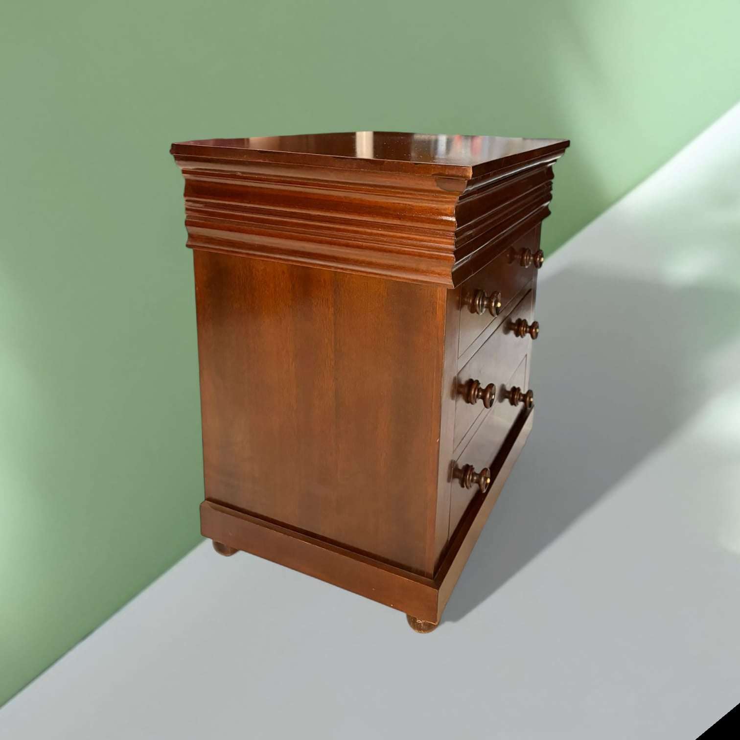 Mesitas de noche de caoba con cajón secreto - Cositas Antiguas – La Guadaña, Anticuarios Online en Jerez , vender antigüedades, muebles antiguos