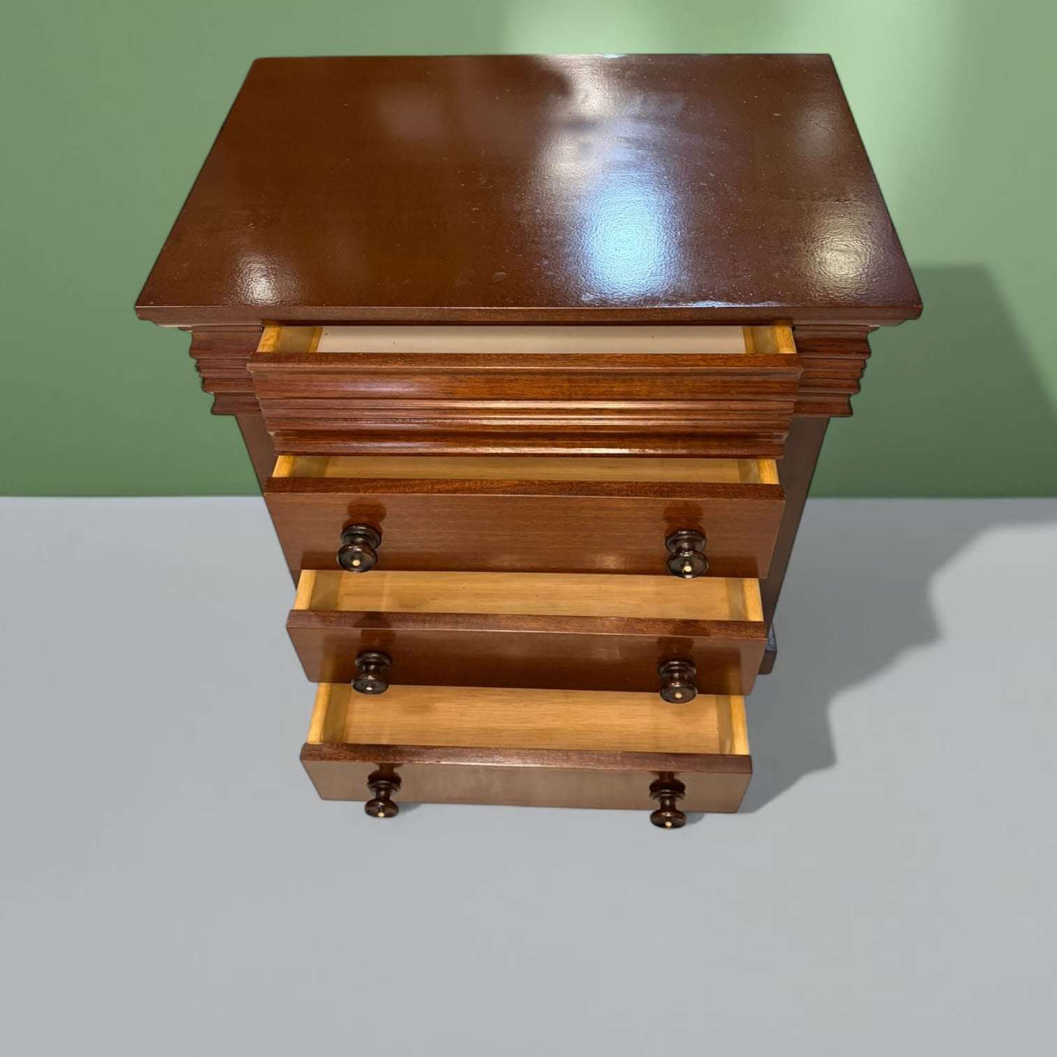 Mesitas de noche de caoba con cajón secreto - Cositas Antiguas – La Guadaña, Anticuarios Online en Jerez , vender antigüedades, muebles antiguos