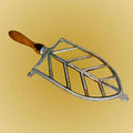 Descansa plancha antiguo de metal y mango de madera - Cositas Antiguas – La Guadaña, Anticuarios Online en Jerez , vender antigüedades, muebles antiguos