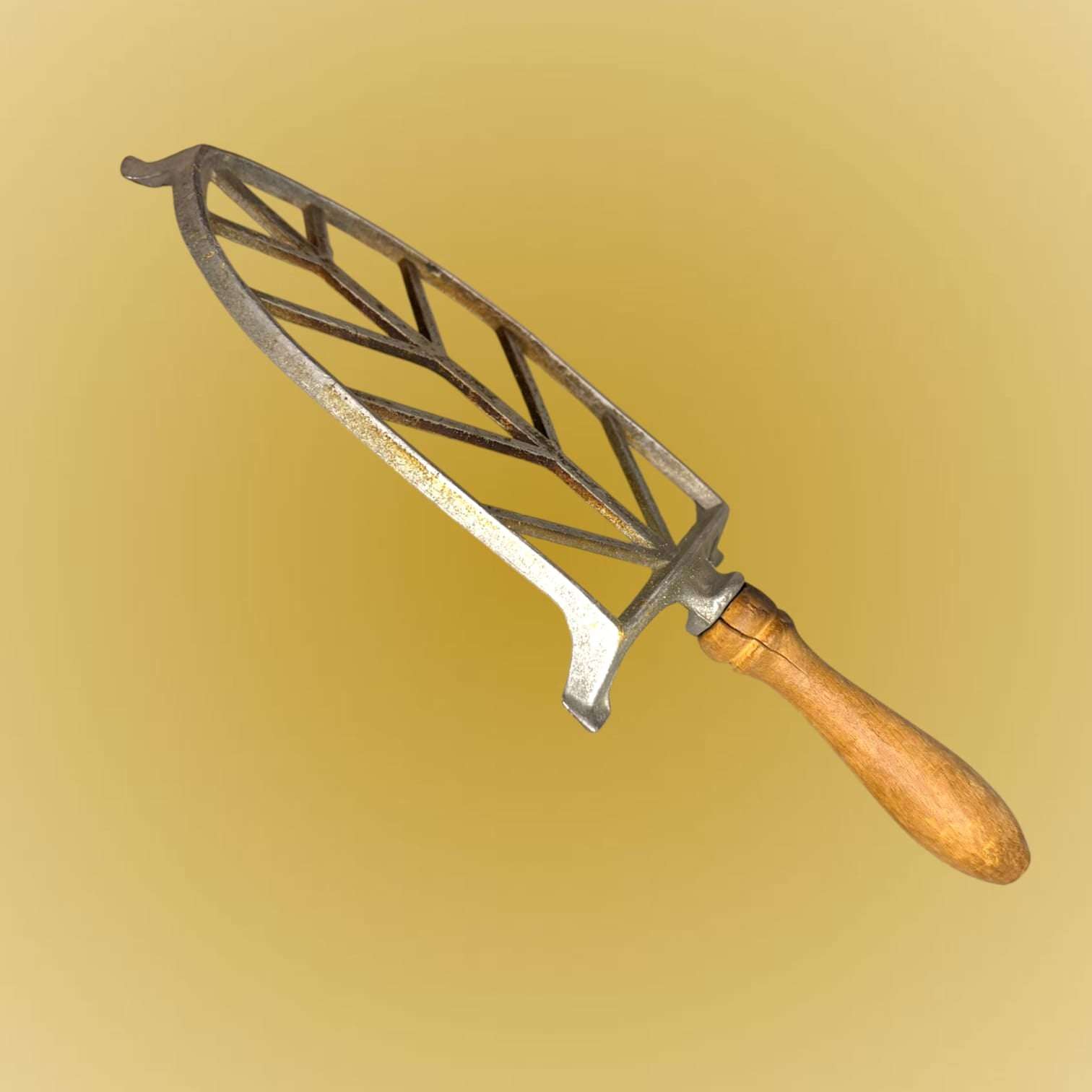 Descansa plancha antiguo de metal y mango de madera - Cositas Antiguas – La Guadaña, Anticuarios Online en Jerez , vender antigüedades, muebles antiguos