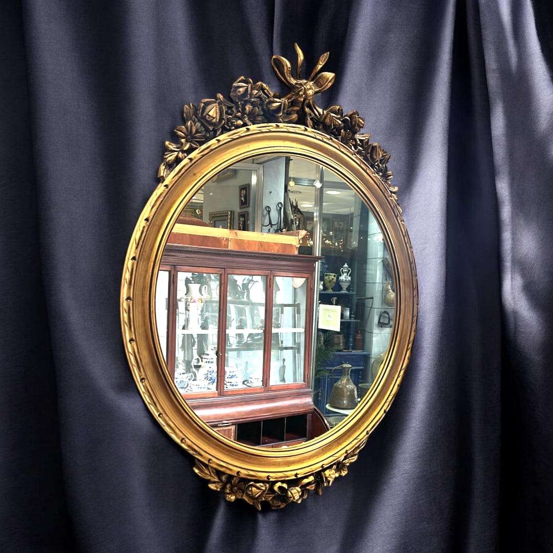 Espejo dorado antiguo de madera tallada elegante - Cositas Antiguas – La Guadaña, Anticuarios Online en Jerez , vender antigüedades, muebles antiguos