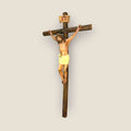 Crucificado Olot de pared con Cristo en cruz - Cositas Antiguas – La Guadaña, Anticuarios Online en Jerez , vender antigüedades, muebles antiguos