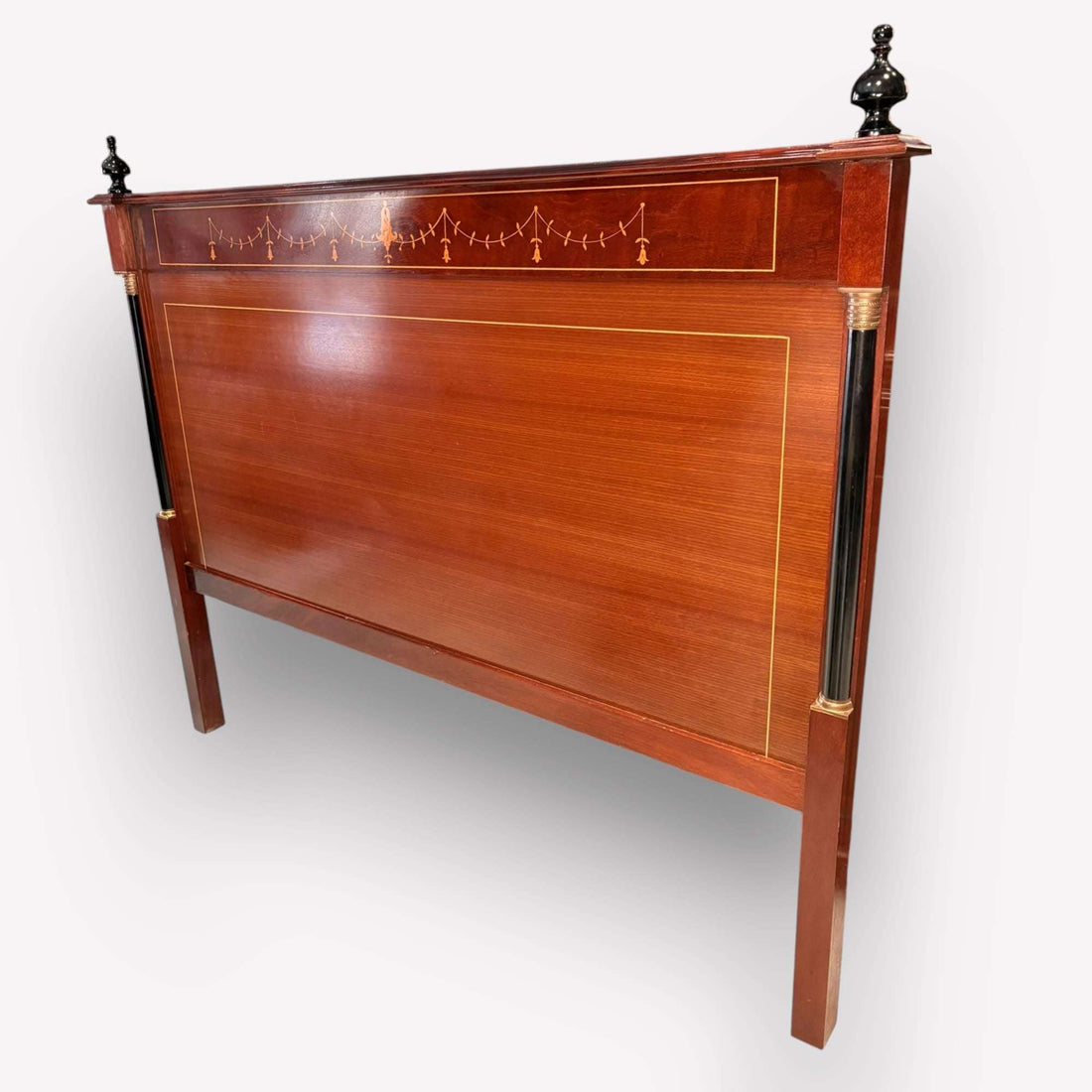 Cabecero antiguo de caoba estilo Imperio exclusivo - Cositas Antiguas – La Guadaña, Anticuarios Online en Jerez , vender antigüedades, muebles antiguos