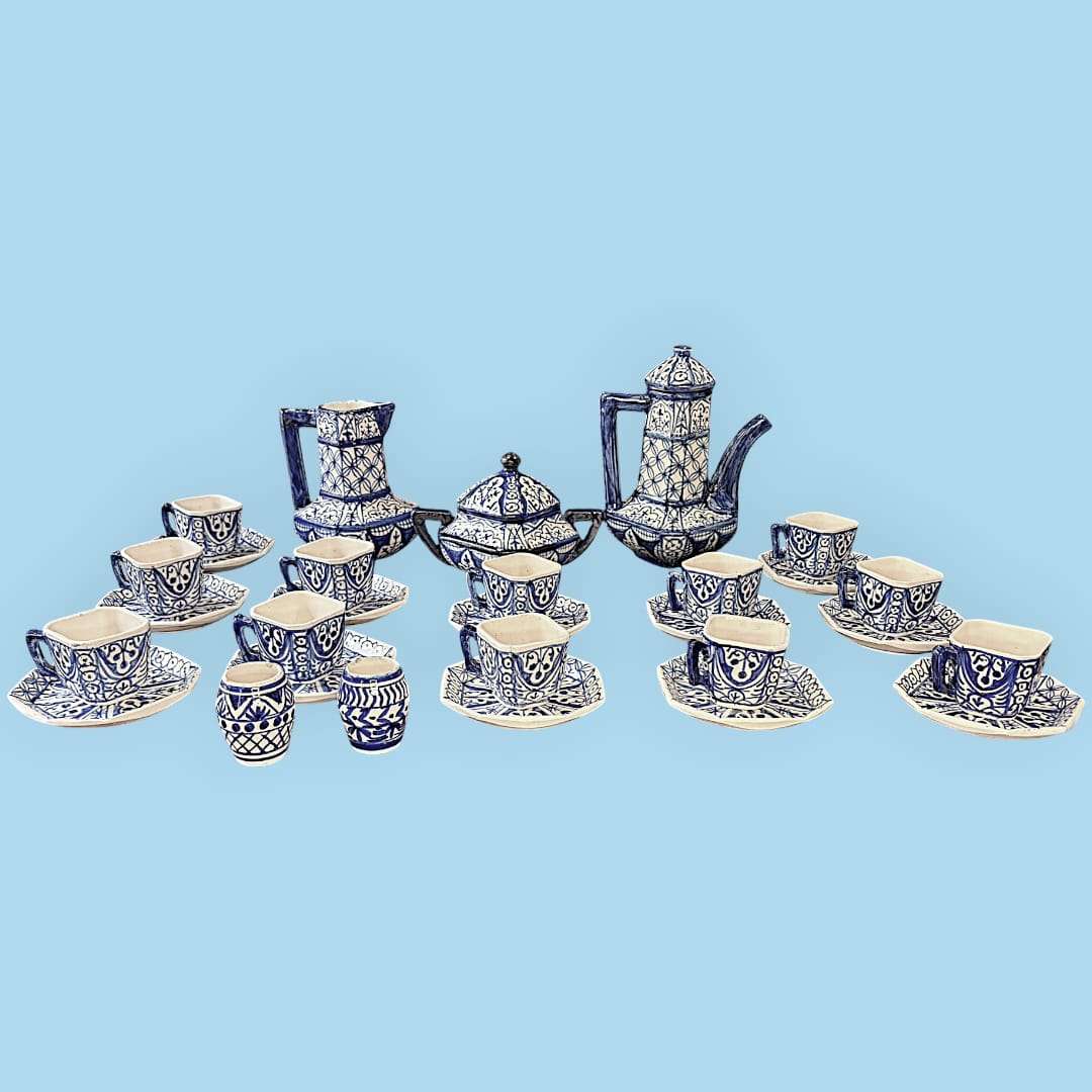 Juego de café antiguo de porcelana azul y blanco - Cositas Antiguas – La Guadaña, Anticuarios Online en Jerez , vender antigüedades, muebles antiguos