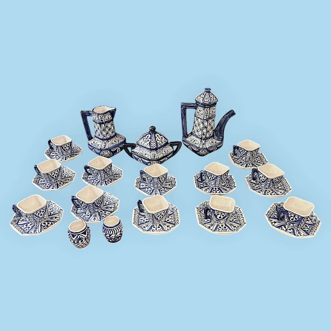 Juego de café antiguo de porcelana azul y blanco - Cositas Antiguas – La Guadaña, Anticuarios Online en Jerez , vender antigüedades, muebles antiguos