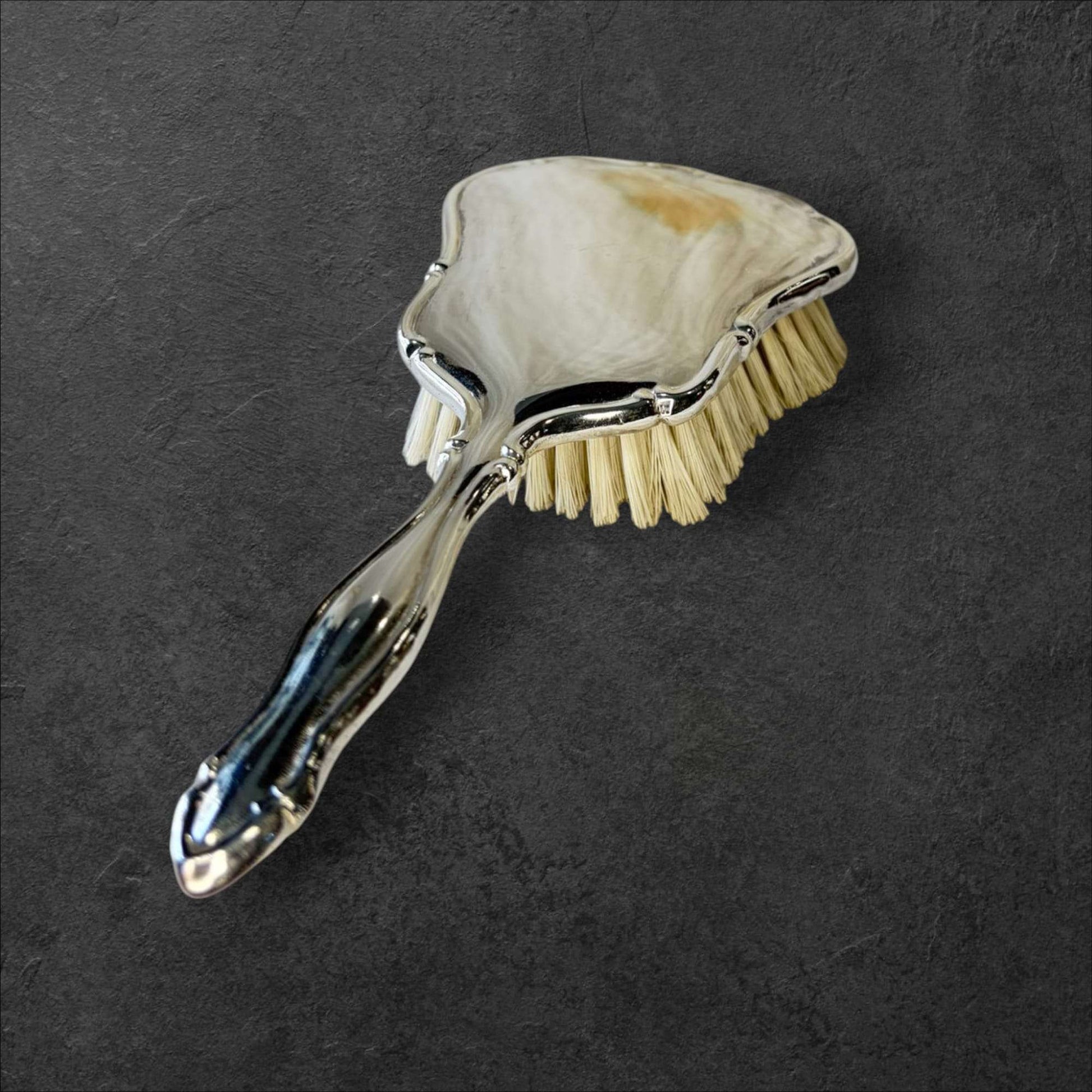 Juego Tocador antiguo de metal plateado elegante - Cositas Antiguas – La Guadaña, Anticuarios Online en Jerez , vender antigüedades, muebles antiguos