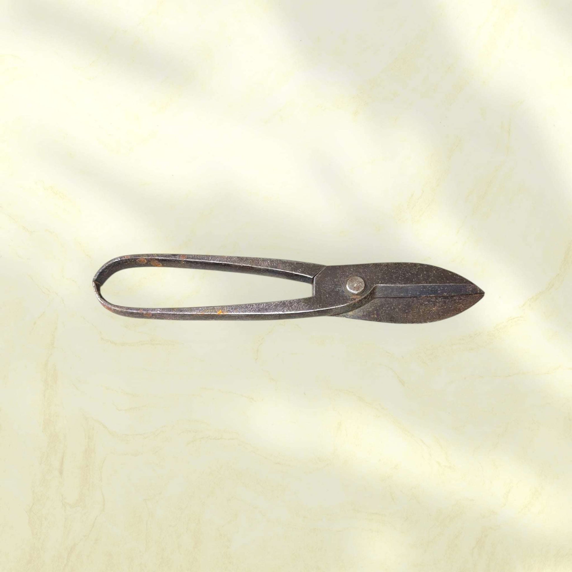 Tijera de hojalatero antigua cortachapa de hierro - Cositas Antiguas – La Guadaña, Anticuarios Online en Jerez , vender antigüedades, muebles antiguos