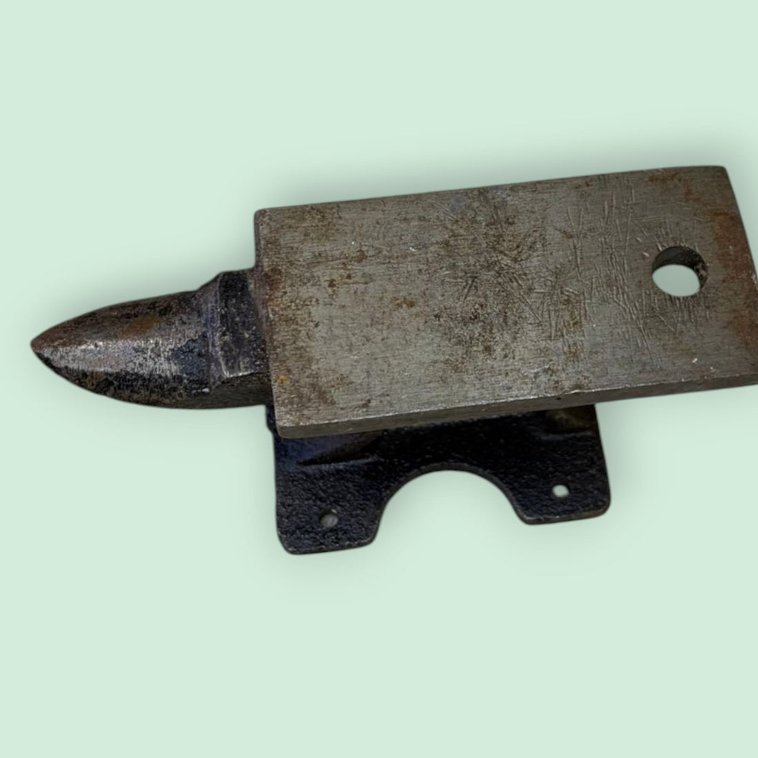 Yunque antiguo de forja pequeño de banco decorativo - Cositas Antiguas – La Guadaña, Anticuarios Online en Jerez , vender antigüedades, muebles antiguos