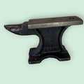 Yunque antiguo de forja pequeño de banco decorativo - Cositas Antiguas – La Guadaña, Anticuarios Online en Jerez , vender antigüedades, muebles antiguos