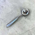 Cazo antiguo de metal plateado elegante para servir - Cositas Antiguas – La Guadaña, Anticuarios Online en Jerez , vender antigüedades, muebles antiguos