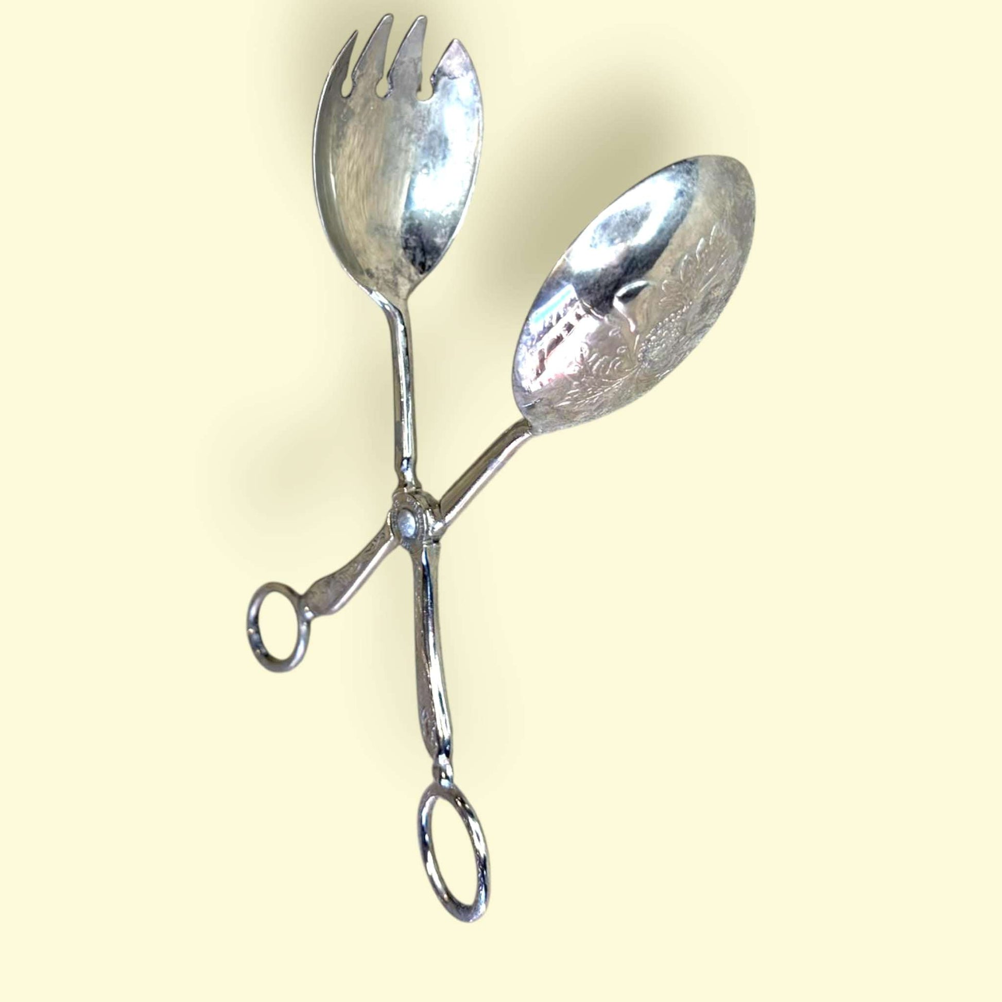 Pinzas antiguas de metal plateado para servir - Cositas Antiguas – La Guadaña, Anticuarios Online en Jerez , vender antigüedades, muebles antiguos