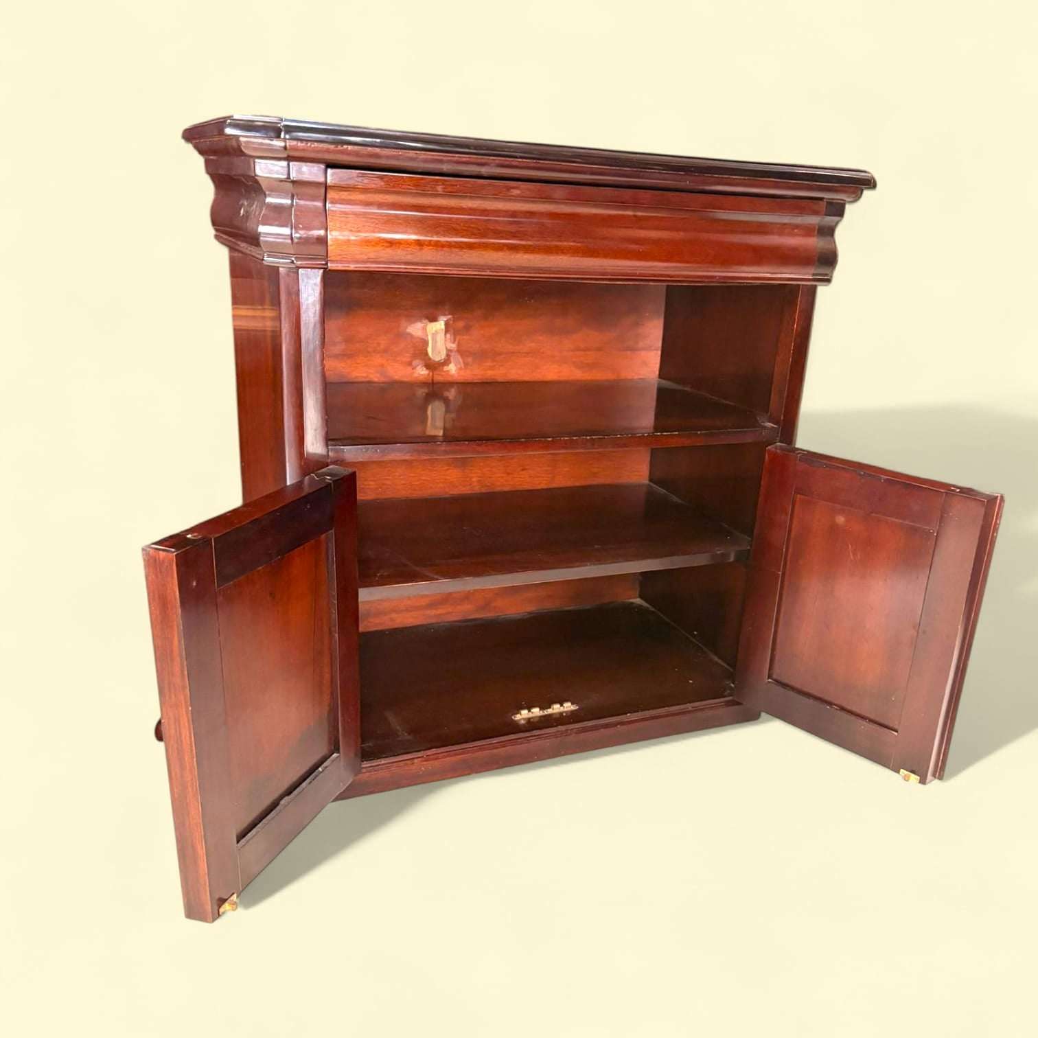 Mesa Tv antigua de caoba con cajón y armario - Cositas Antiguas – La Guadaña, Anticuarios Online en Jerez , vender antigüedades, muebles antiguos