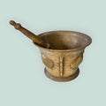 Mortero antiguo de bronce con maja decorativa - Cositas Antiguas – La Guadaña, Anticuarios Online en Jerez , vender antigüedades, muebles antiguos