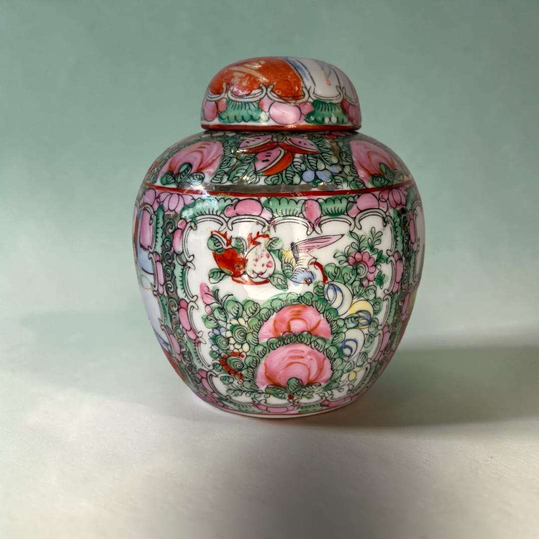 Tibor de porcelana asiática de Macao con tapa - Cositas Antiguas – La Guadaña, Anticuarios Online en Jerez , vender antigüedades, muebles antiguos