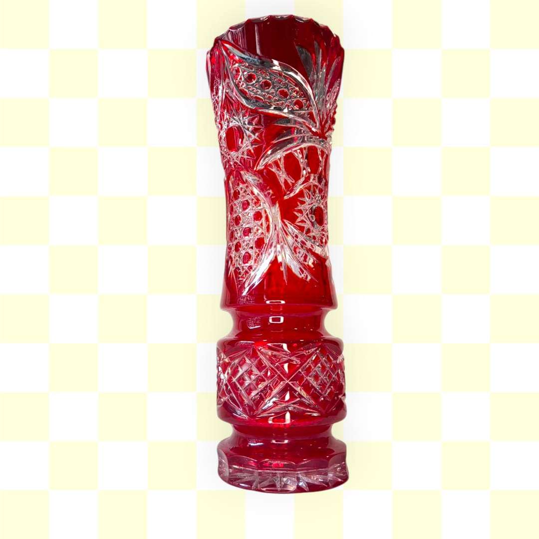 Florero de cristal rojo rubí tallado decorativo - Cositas Antiguas – La Guadaña, Anticuarios Online en Jerez , vender antigüedades, muebles antiguos