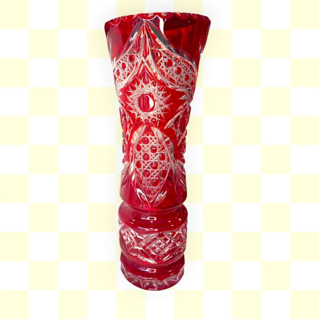 Florero de cristal rojo rubí tallado decorativo - Cositas Antiguas – La Guadaña, Anticuarios Online en Jerez , vender antigüedades, muebles antiguos