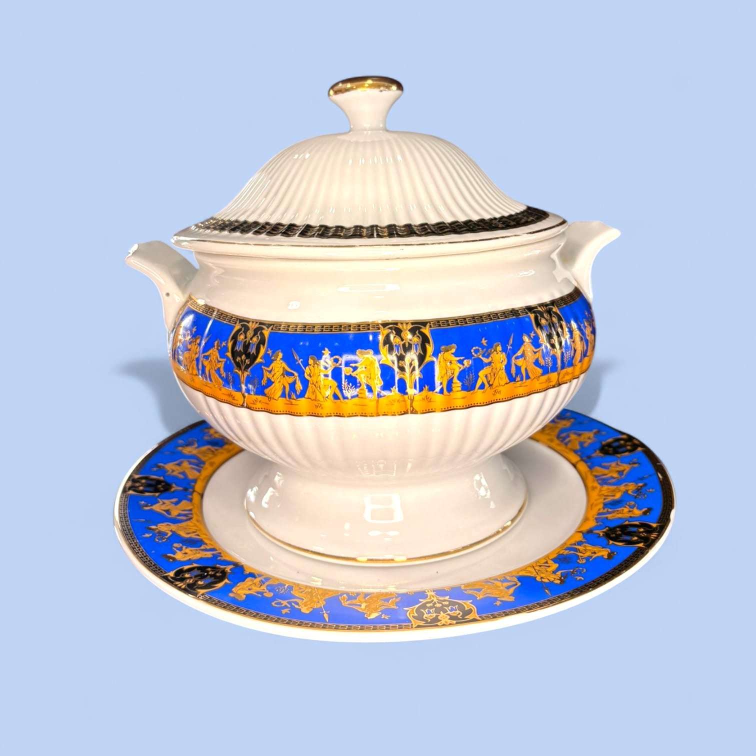 Sopera de porcelana con plato decorado azul y oro - Cositas Antiguas – La Guadaña, Anticuarios Online en Jerez , vender antigüedades, muebles antiguos