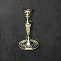 Candeleros de metal plateado antiguos decoración elegante - Cositas Antiguas – La Guadaña, Anticuarios Online en Jerez , vender antigüedades, muebles antiguos