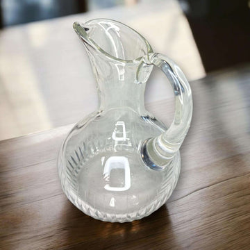 Jarra antigua de cristal tallado para decoración - Cositas Antiguas – La Guadaña, Anticuarios Online en Jerez , vender antigüedades, muebles antiguos