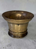 Mortero antiguo de bronce con maja original - Cositas Antiguas – La Guadaña, Anticuarios Online en Jerez , vender antigüedades, muebles antiguos