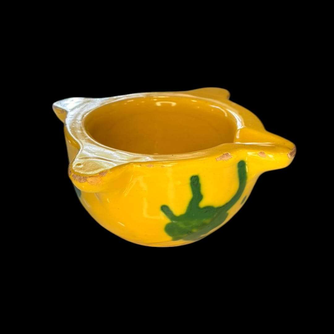 Mortero antiguo de cerámica esmaltada amarillo vintage - Cositas Antiguas – La Guadaña, Anticuarios Online en Jerez , vender antigüedades, muebles antiguos