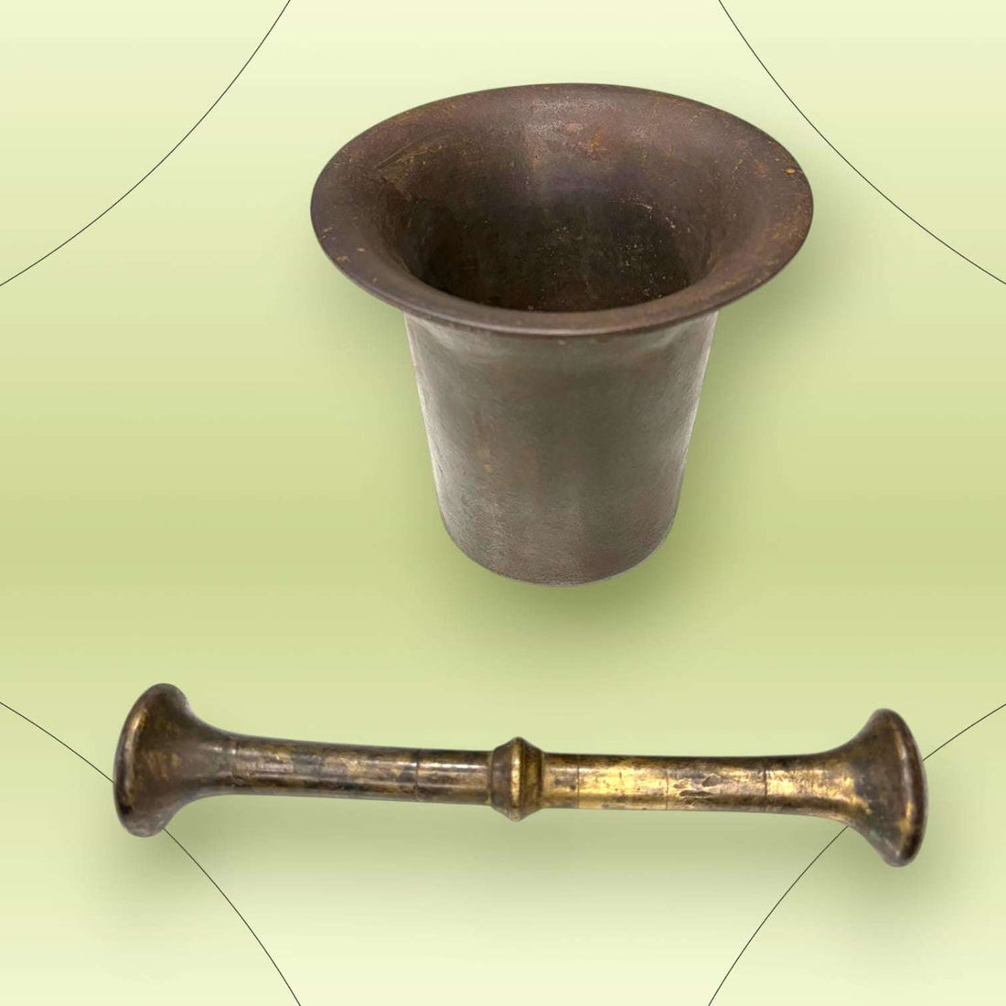 Mortero antiguo de bronce con maja y pátina original - Cositas Antiguas – La Guadaña, Anticuarios Online en Jerez , vender antigüedades, muebles antiguos