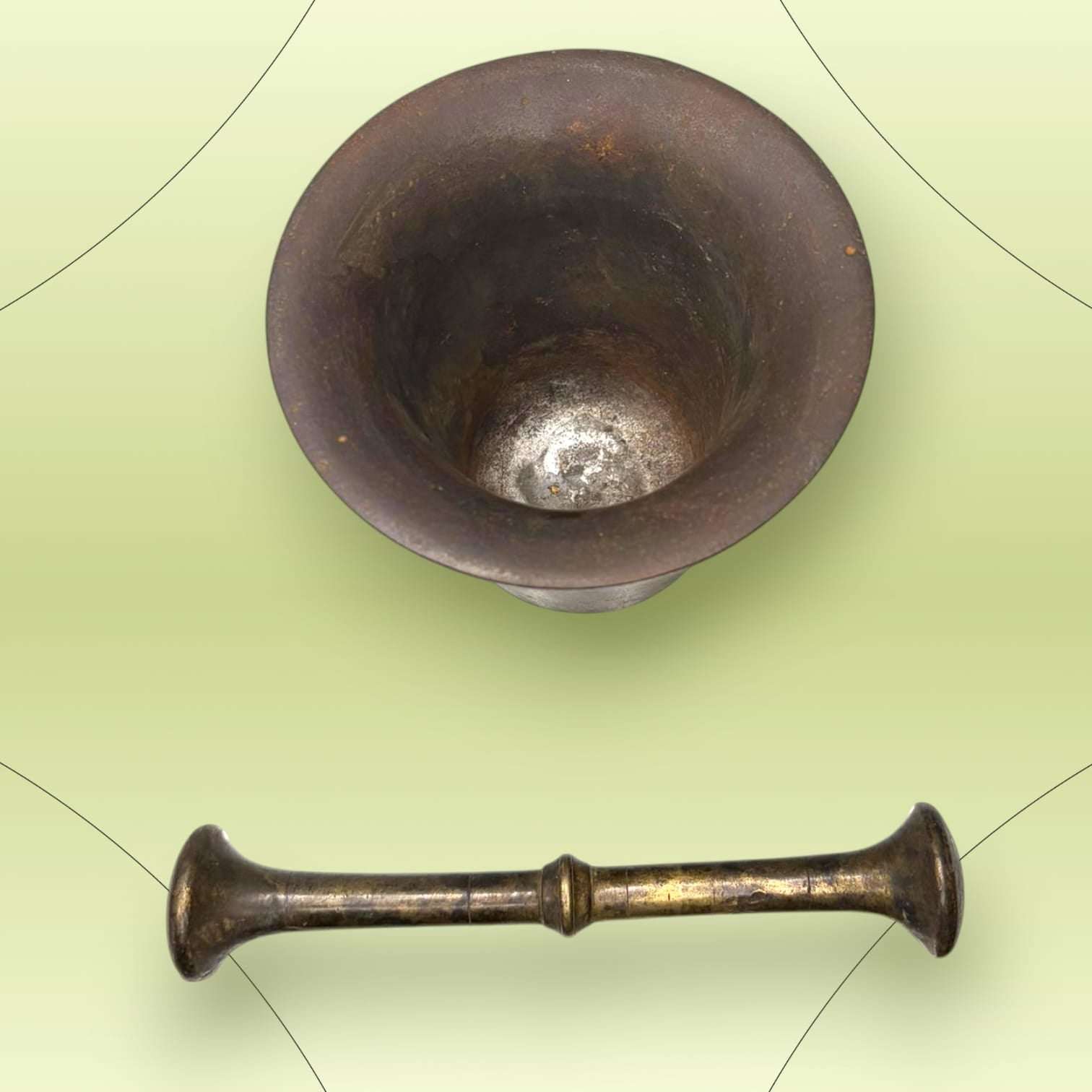 Mortero antiguo de bronce con maja y pátina original - Cositas Antiguas – La Guadaña, Anticuarios Online en Jerez , vender antigüedades, muebles antiguos