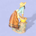 Figura Lladró Laundry Day porcelana gres coleccionable - Cositas Antiguas – La Guadaña, Anticuarios Online en Jerez , vender antigüedades, muebles antiguos