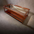 Mesa baja antigua de caoba con tapa de cristal - Cositas Antiguas – La Guadaña, Anticuarios Online en Jerez , vender antigüedades, muebles antiguos