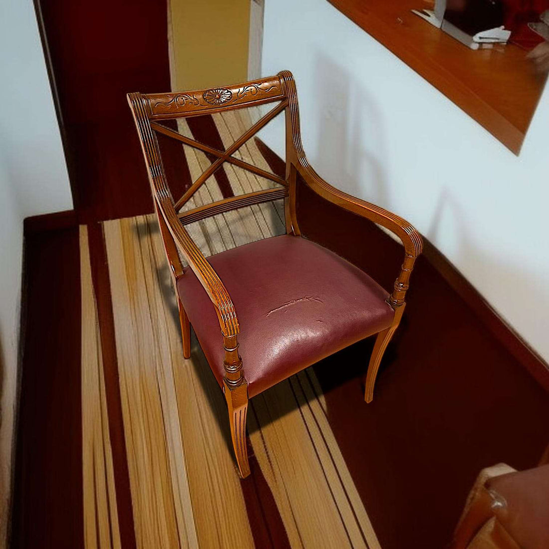 Sillón de despacho con dos sillas de caoba antiguas - Cositas Antiguas – La Guadaña, Anticuarios Online en Jerez , vender antigüedades, muebles antiguos