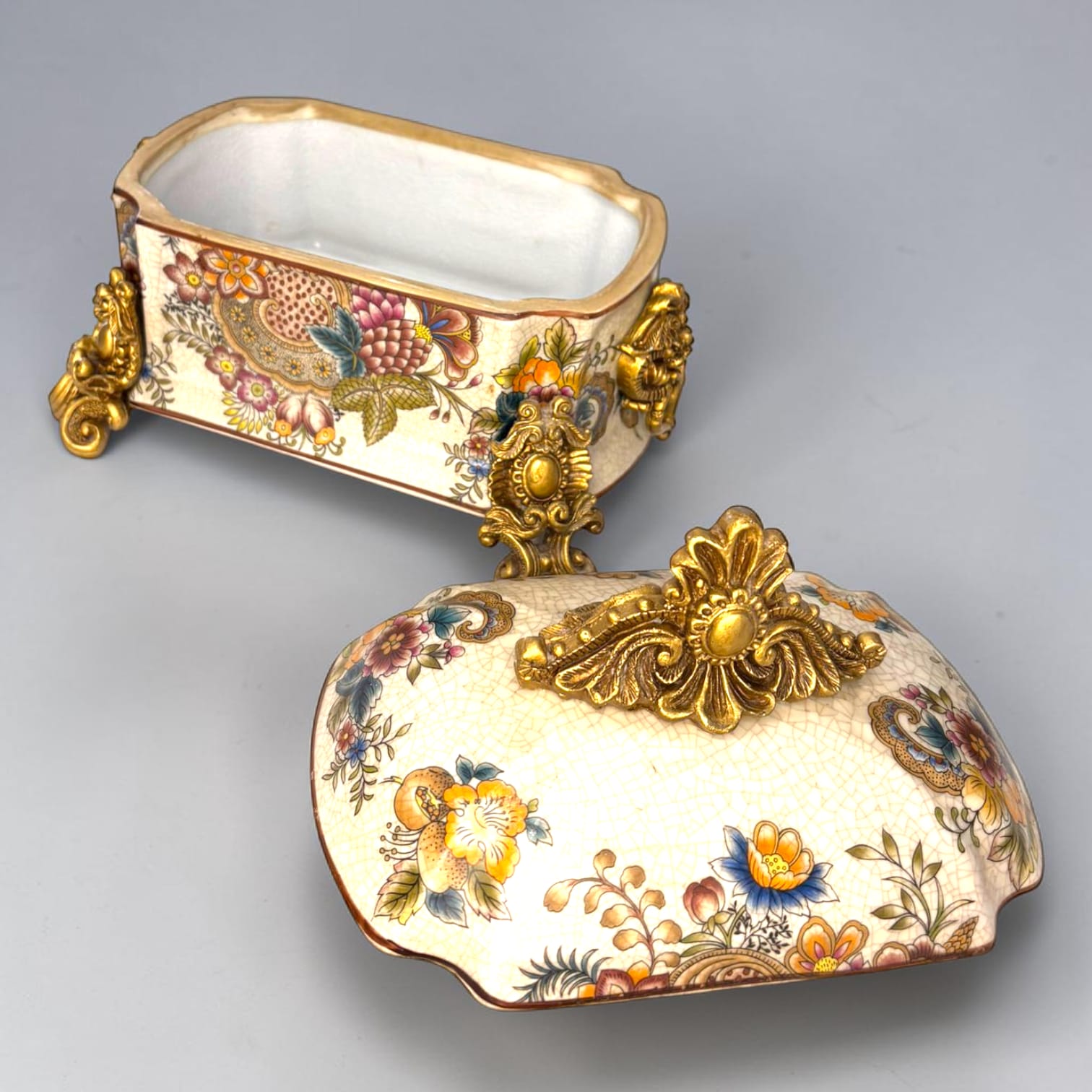 Juego de joyeros barroco en porcelana decorativa - Cositas Antiguas – La Guadaña, Anticuarios Online en Jerez , vender antigüedades, muebles antiguos