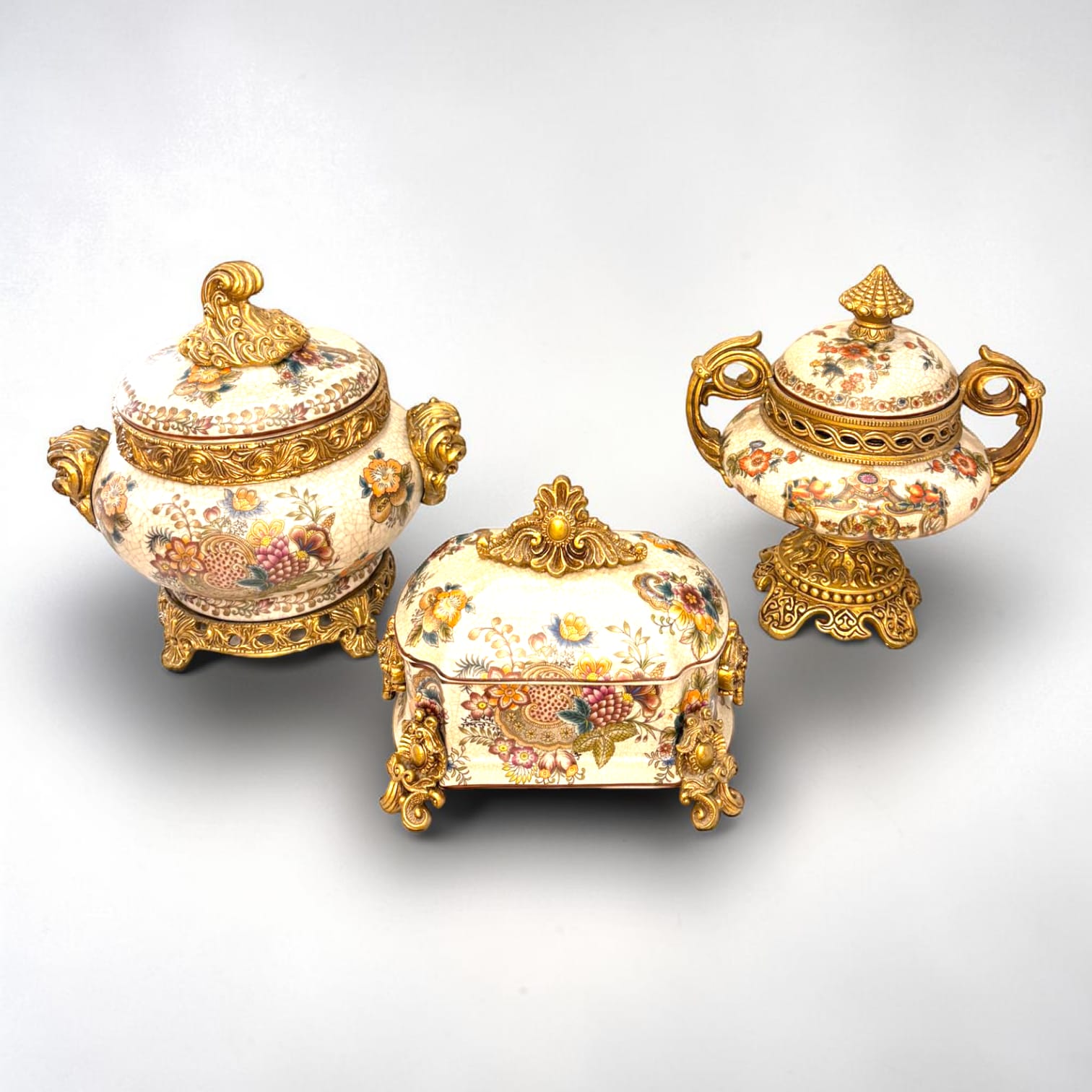 Juego de joyeros barroco en porcelana decorativa - Cositas Antiguas – La Guadaña, Anticuarios Online en Jerez , vender antigüedades, muebles antiguos
