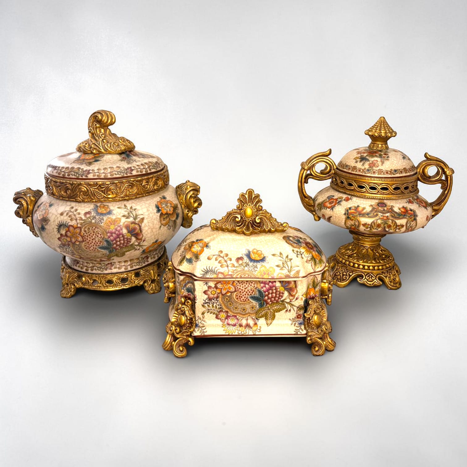 Juego de joyeros barroco en porcelana decorativa - Cositas Antiguas – La Guadaña, Anticuarios Online en Jerez , vender antigüedades, muebles antiguos