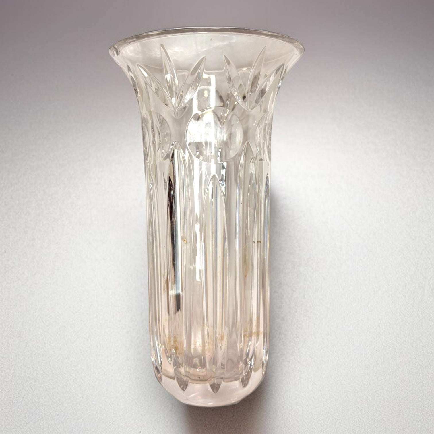 Florero antiguo de cristal tallado decorativo - Cositas Antiguas – La Guadaña, Anticuarios Online en Jerez , vender antigüedades, muebles antiguos