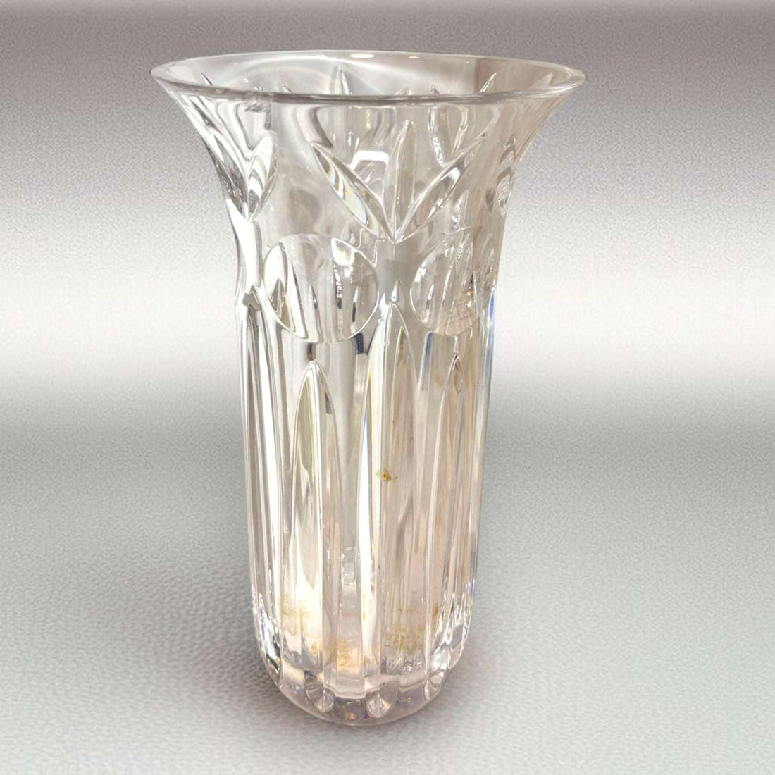 Florero antiguo de cristal tallado decorativo - Cositas Antiguas – La Guadaña, Anticuarios Online en Jerez , vender antigüedades, muebles antiguos