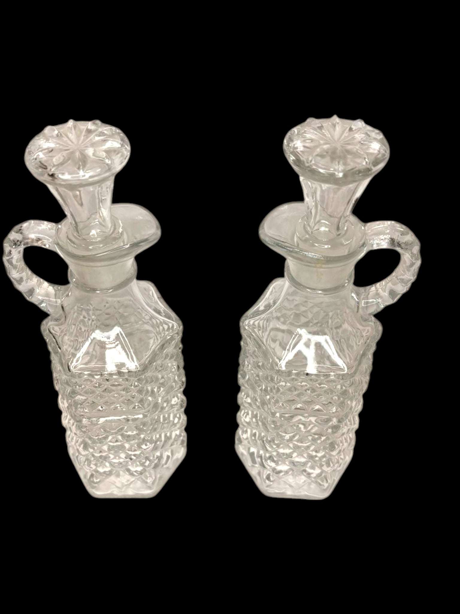 Vinajeras antiguas de cristal tallado con tapón - Cositas Antiguas – La Guadaña, Anticuarios Online en Jerez , vender antigüedades, muebles antiguos